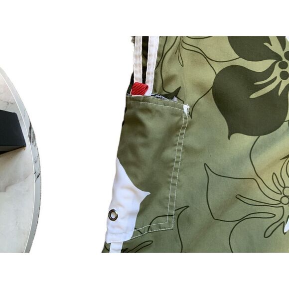 No Boundaries Green Floral Pattern Drawstring Board Shorts Mens Size Large - Picture 3 of 11